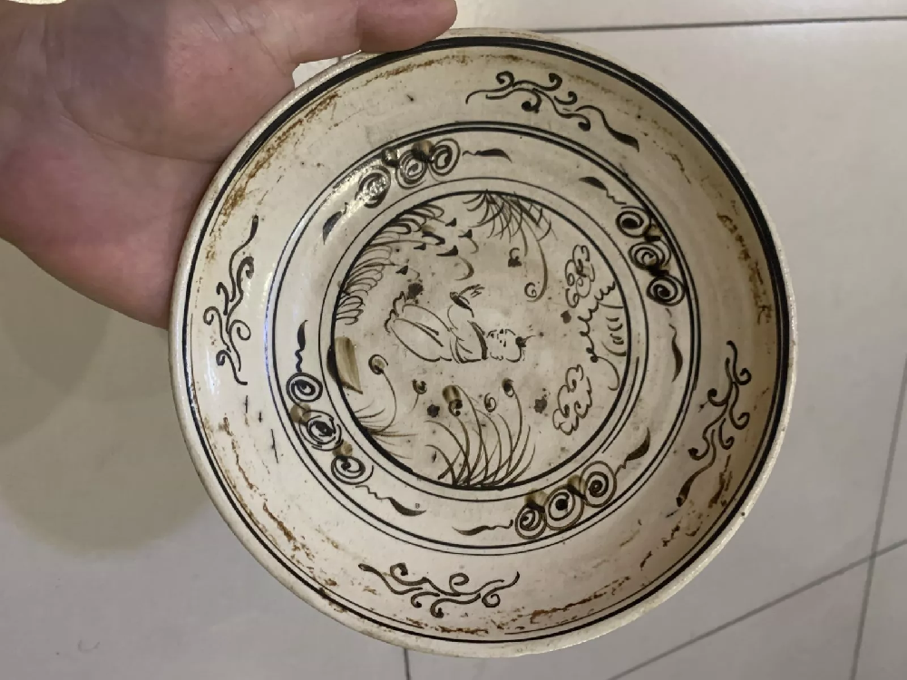 Rare 18th-Century Chinese Porcelain: A Priceless Masterpiece of 18th C